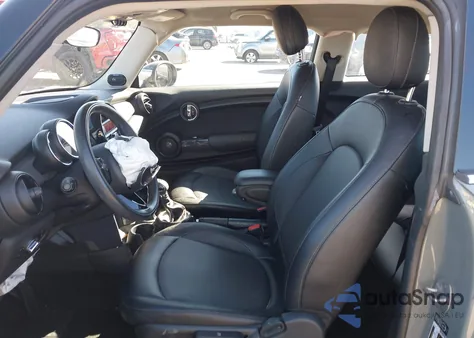 2015 Mini Hardtop Cooper z USA, uszkodzony, nr VIN WMWXM5C52FT938528